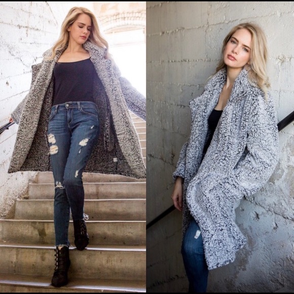 *LAST ONE* Wine Sherpa Coat - Picture 3 of 7